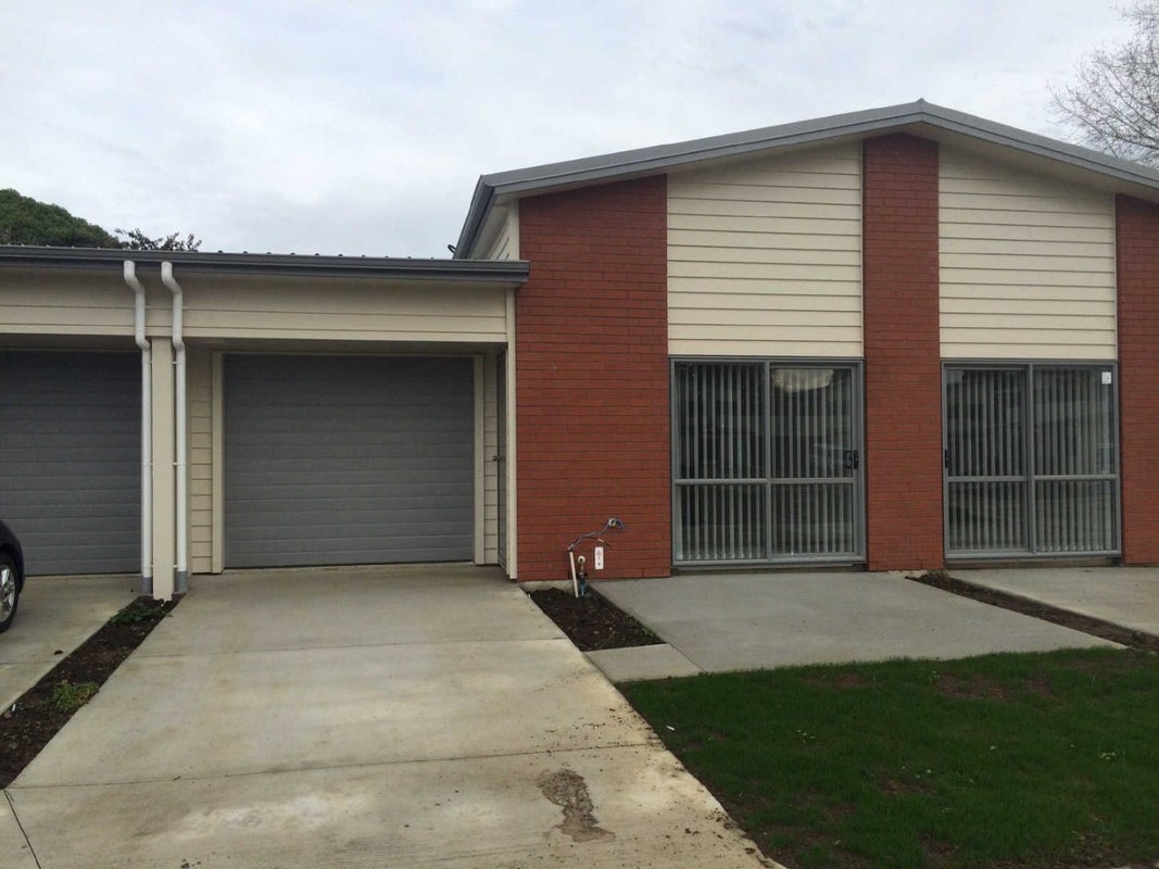7/46 Park Estate Road, Rosehill, Papakura - Carousel 1