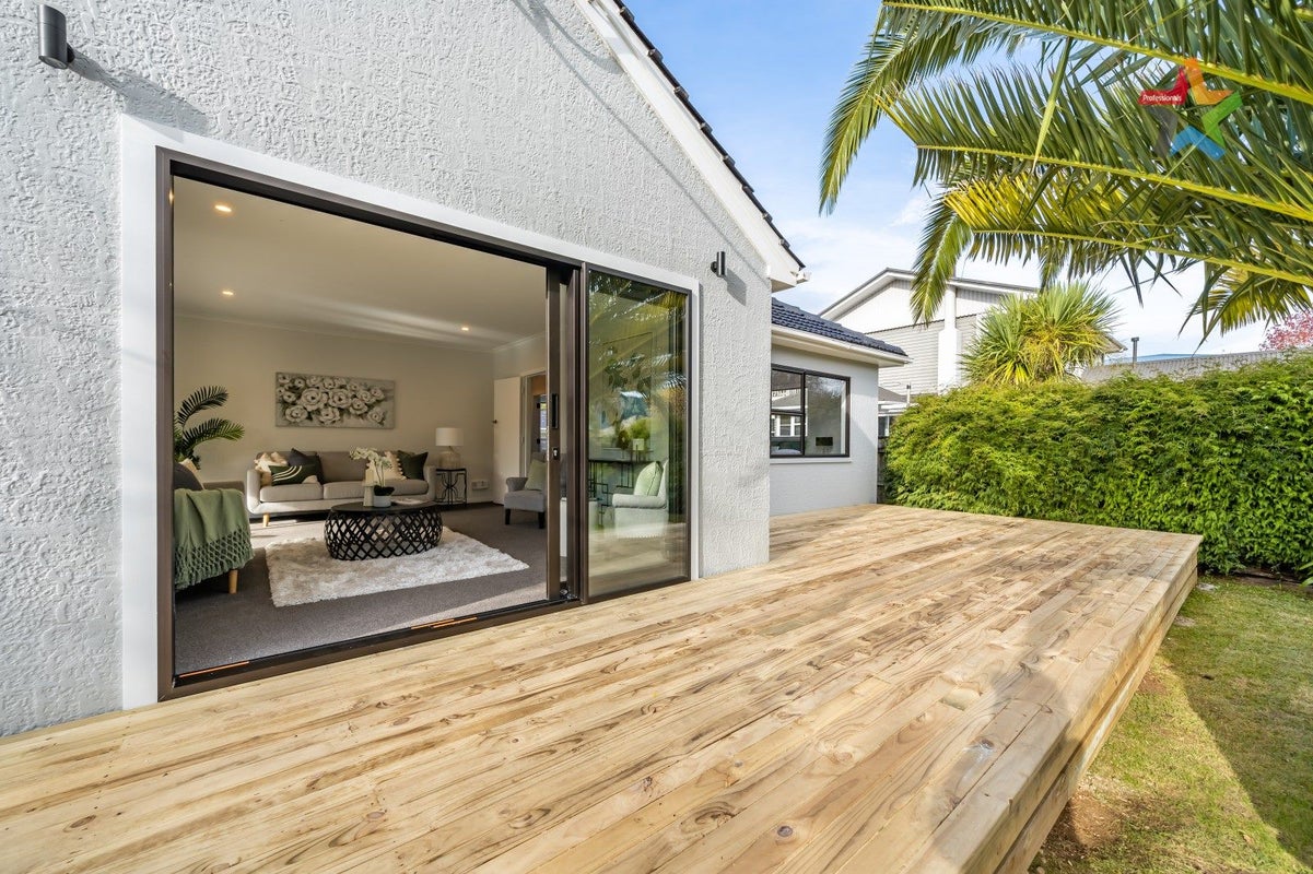 15 Heretaunga Square, Silverstream, Upper Hutt - Carousel 2