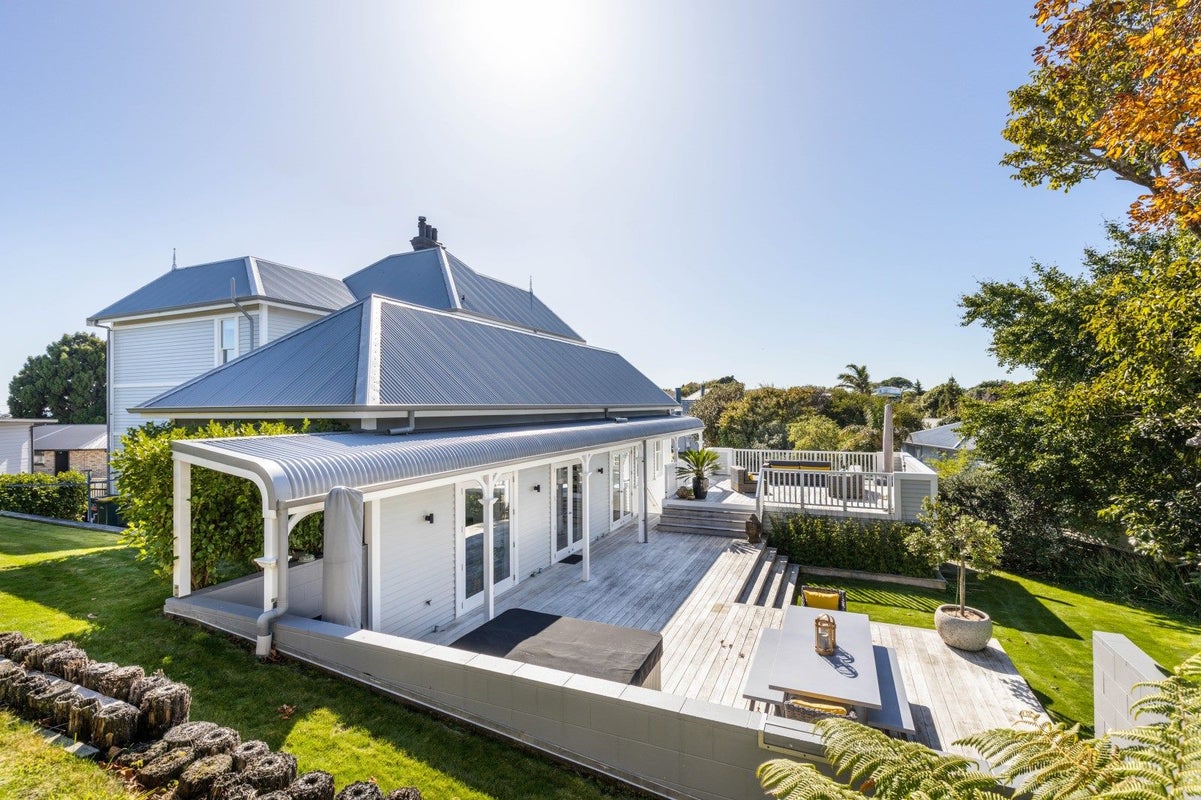 149A Tukapa Street, Westown, New Plymouth - Carousel 1