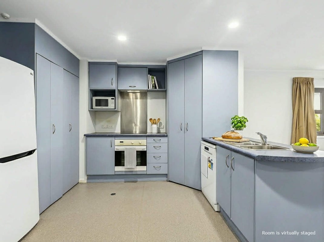 2/97 Boulcott Street, Wellington Central, Wellington - Carousel 2