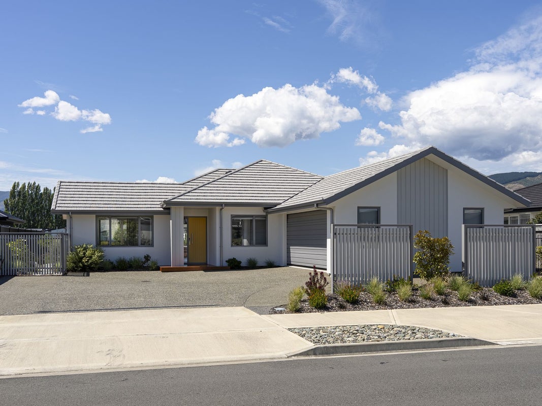 36 Borck Avenue, Appleby, Richmond - Carousel 1