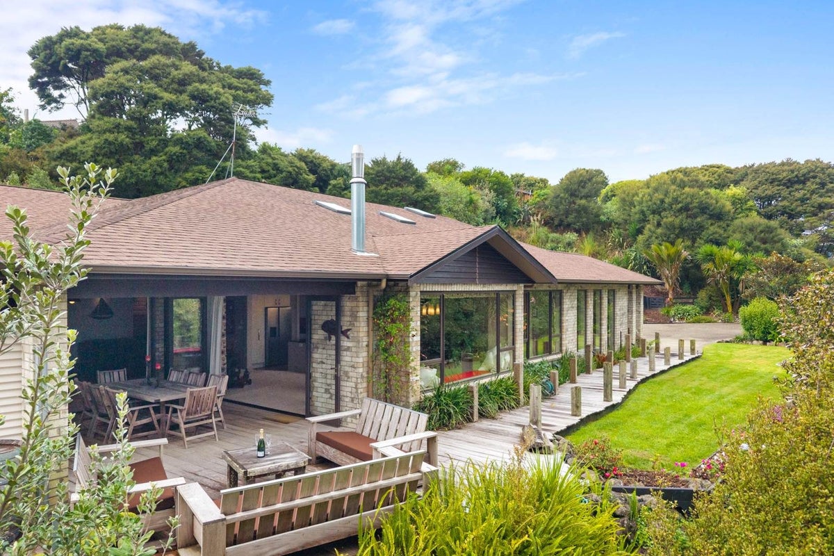 20 Blue Heron Rise, Stanmore Bay, Whangaparaoa - Carousel 1