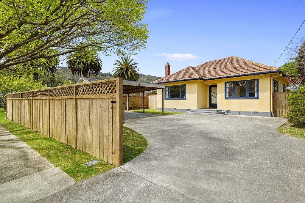 24B Hawthorn Crescent, Stokes Valley, Lower Hutt - Carousel 1