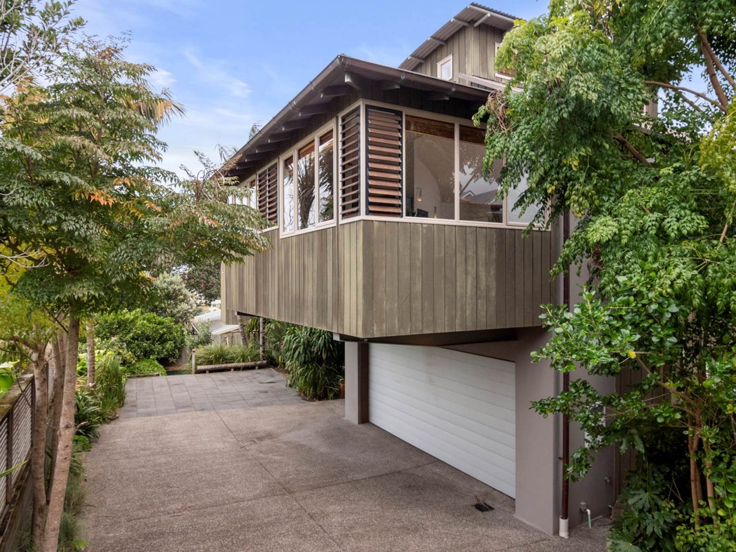 31A Williamson Avenue, Belmont, Auckland - Carousel 2