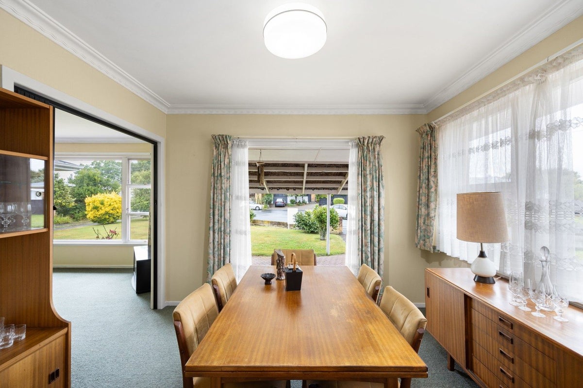 38 Taylor Terrace, St Andrews, Hamilton - Carousel 2