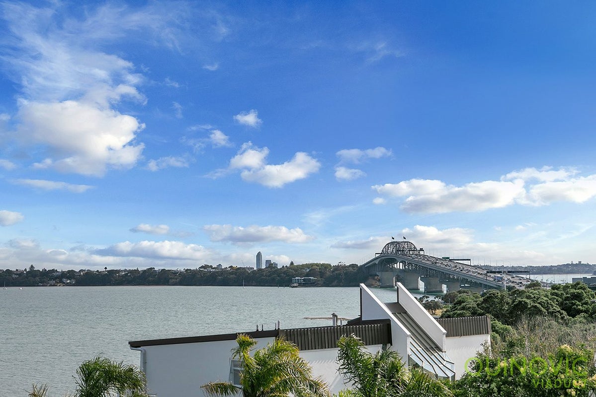 71 Sarsfield Street, Herne Bay, Auckland - Carousel 2
