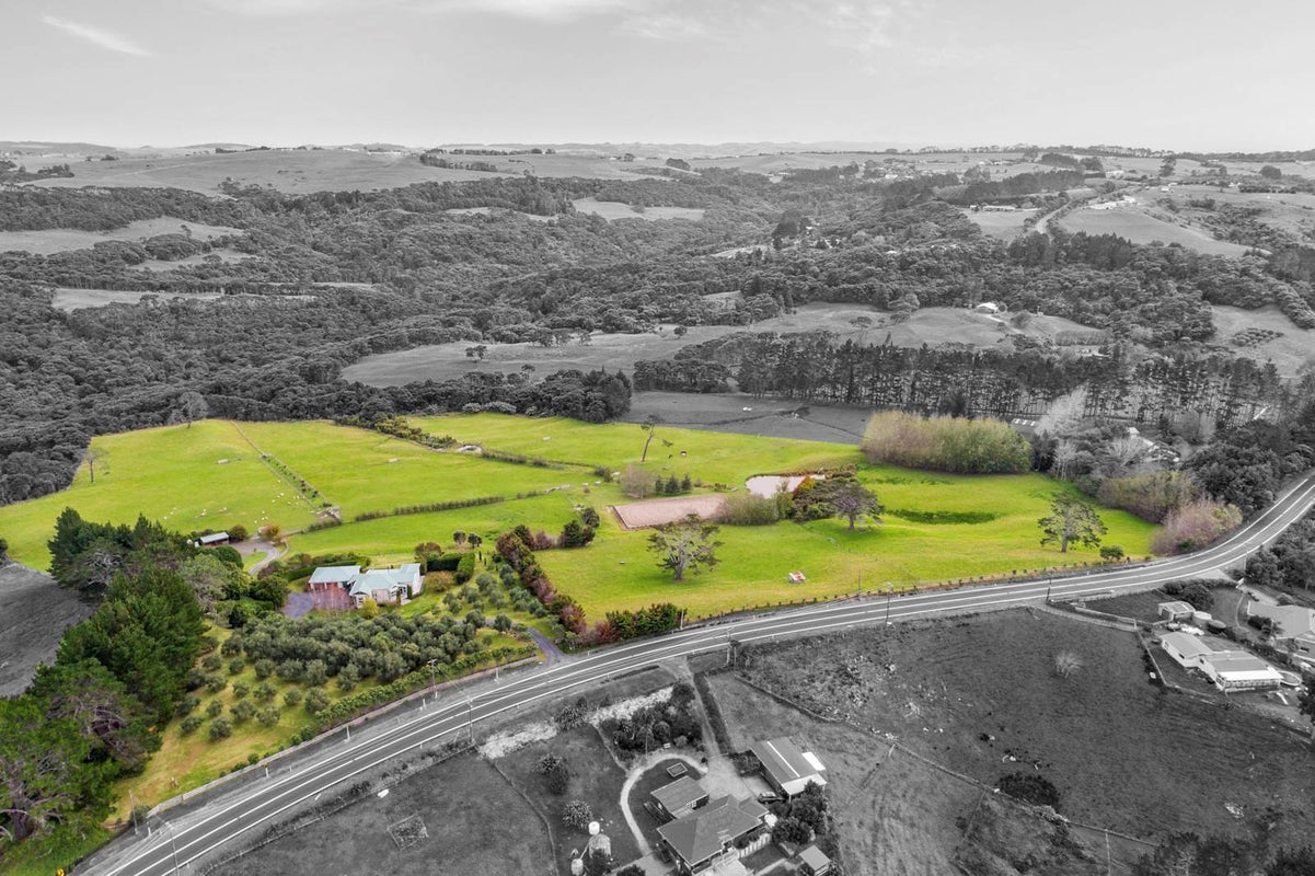 1251 Old North Road, Kiwitahi, Helensville - Carousel 21