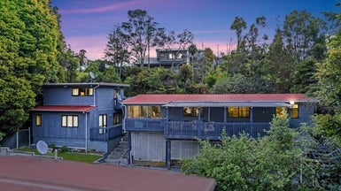 149E Glengarry Road, Glen Eden, Auckland - Carousel 1
