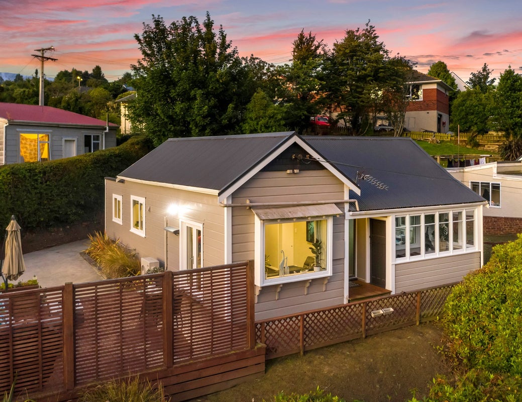15 Culloden Street, Kaikorai, Dunedin - Carousel 1