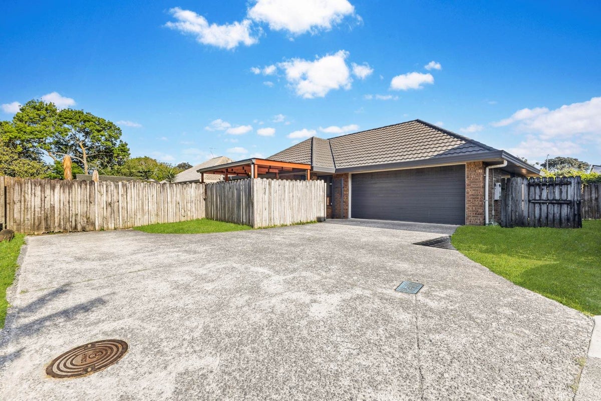 51 Gadsby Road, Favona, Manukau City, Auckland - Carousel 1