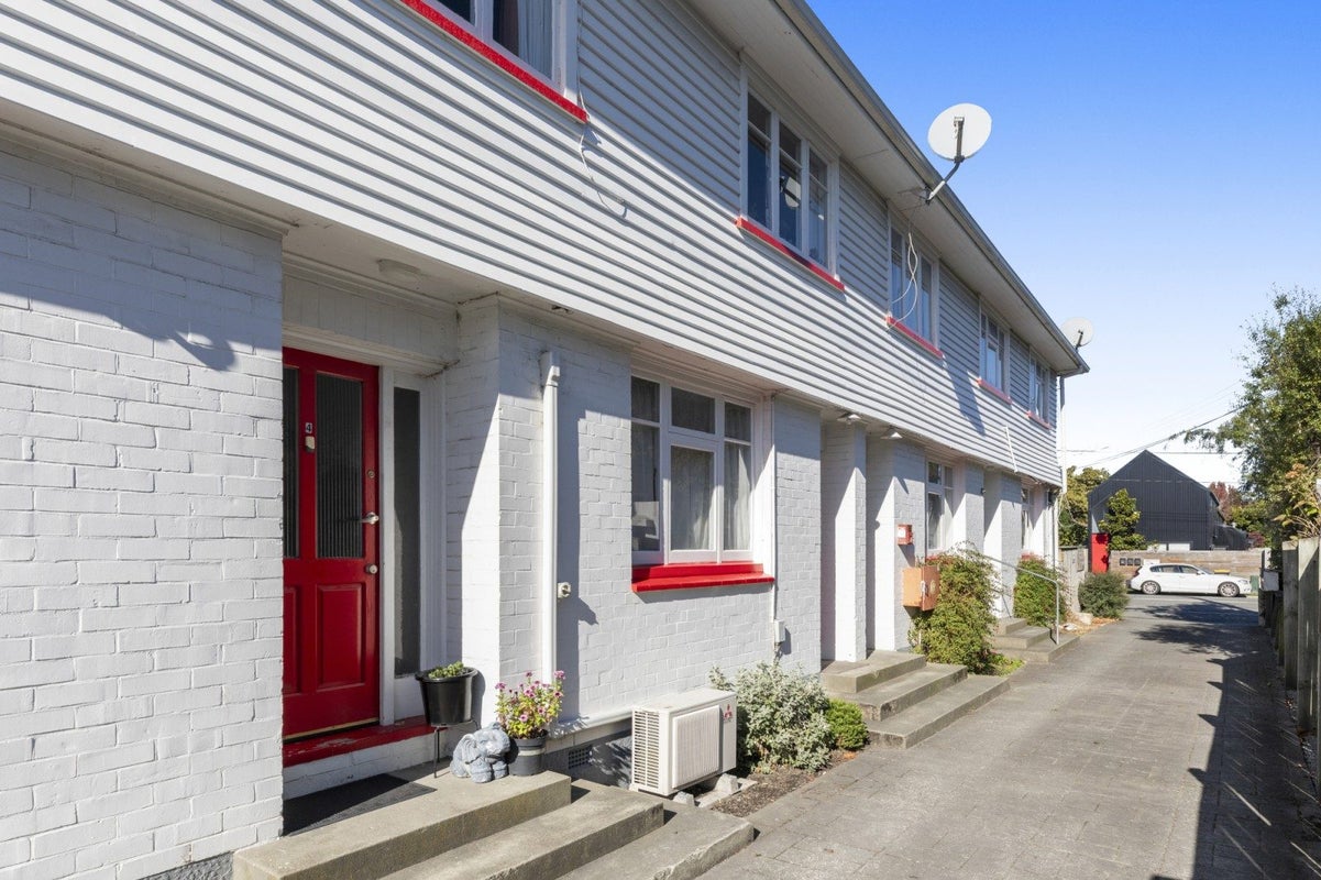 2/403 Gloucester Street, Linwood, Christchurch - Carousel 2