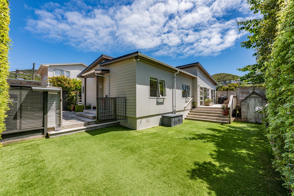 50A Bannister Avenue, Johnsonville, Wellington - Carousel 1