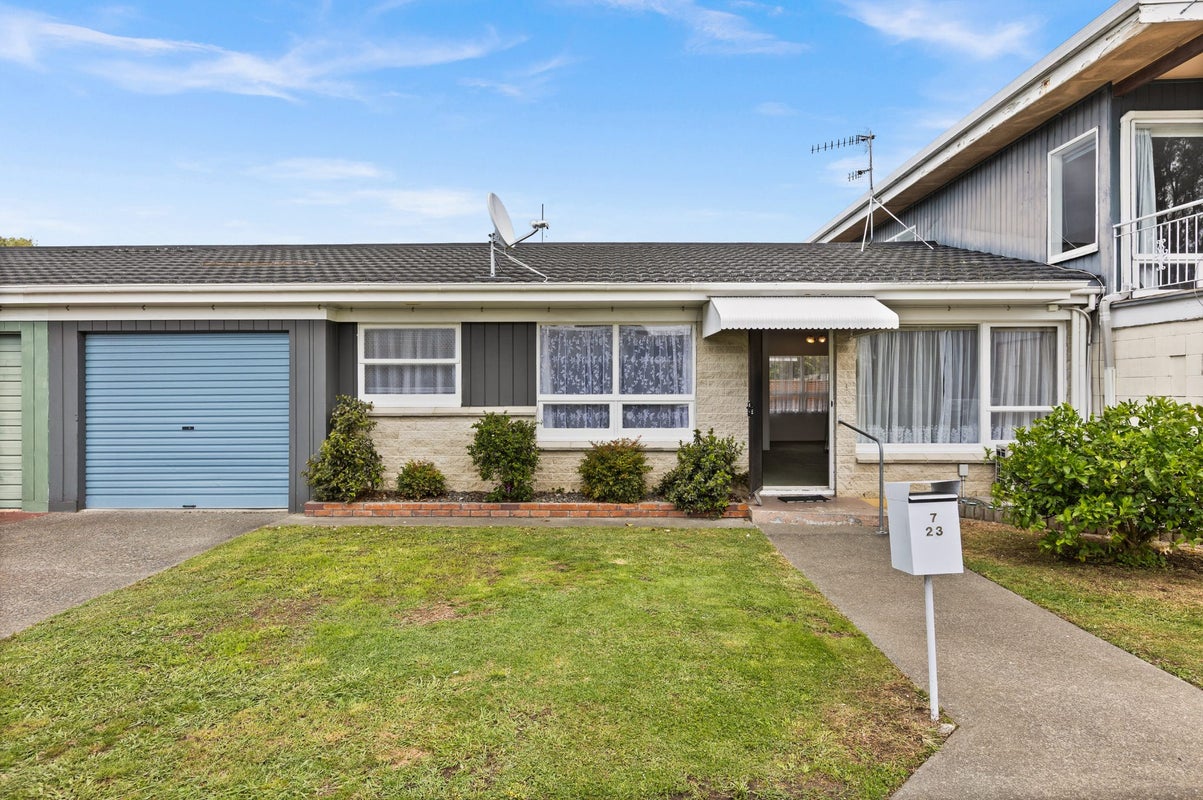 7/23 Riverbend Road, Onekawa, Napier - Carousel 1