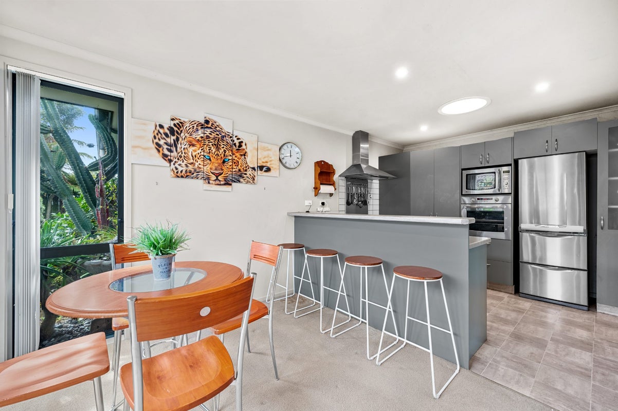 34 Kinder Place, Ngongotaha, Rotorua - Carousel 2