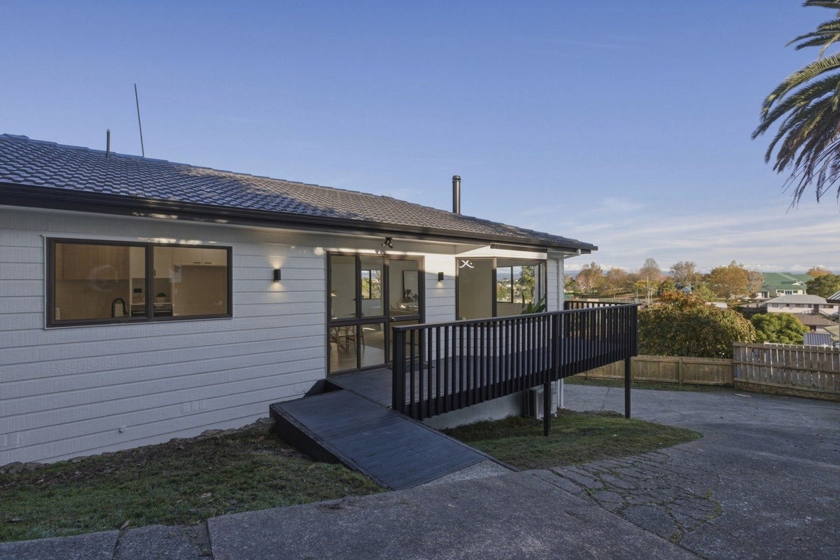14 Pelorus Street, Welcome Bay, Tauranga - Carousel 12