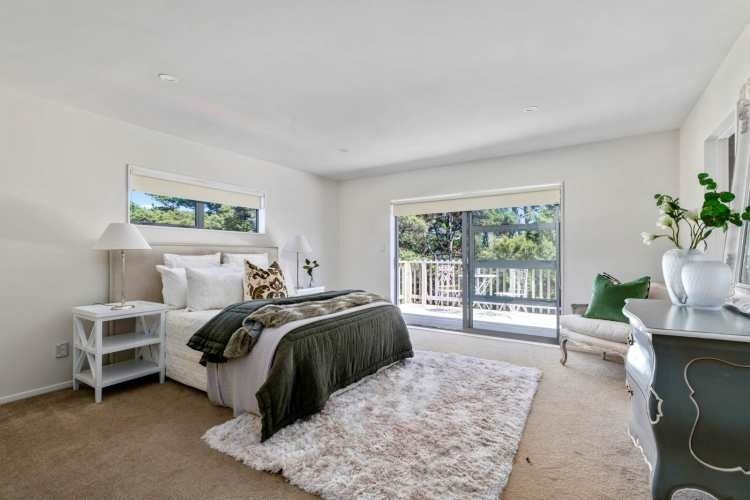 29 Meteor Place, Schnapper Rock, Auckland - Carousel 2