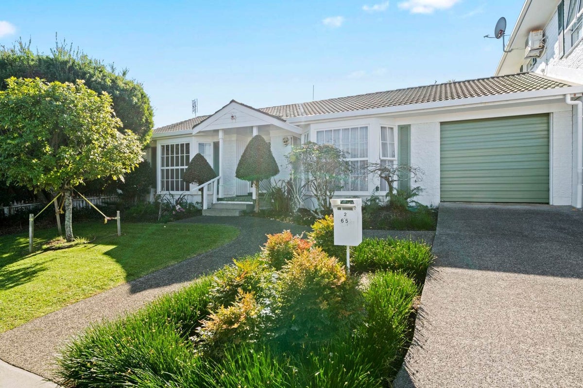 2/65 Jutland Road, Hauraki, Auckland - Carousel 1