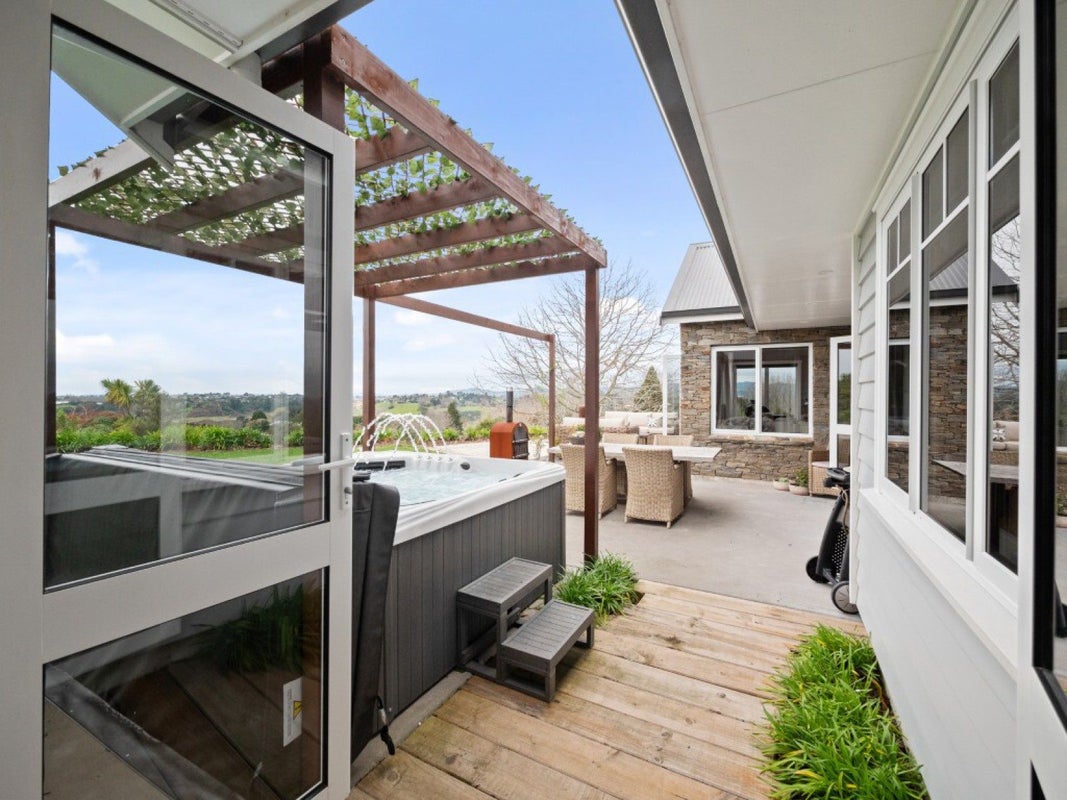 36A Crawford Road, Minden, Tauranga - Carousel 31