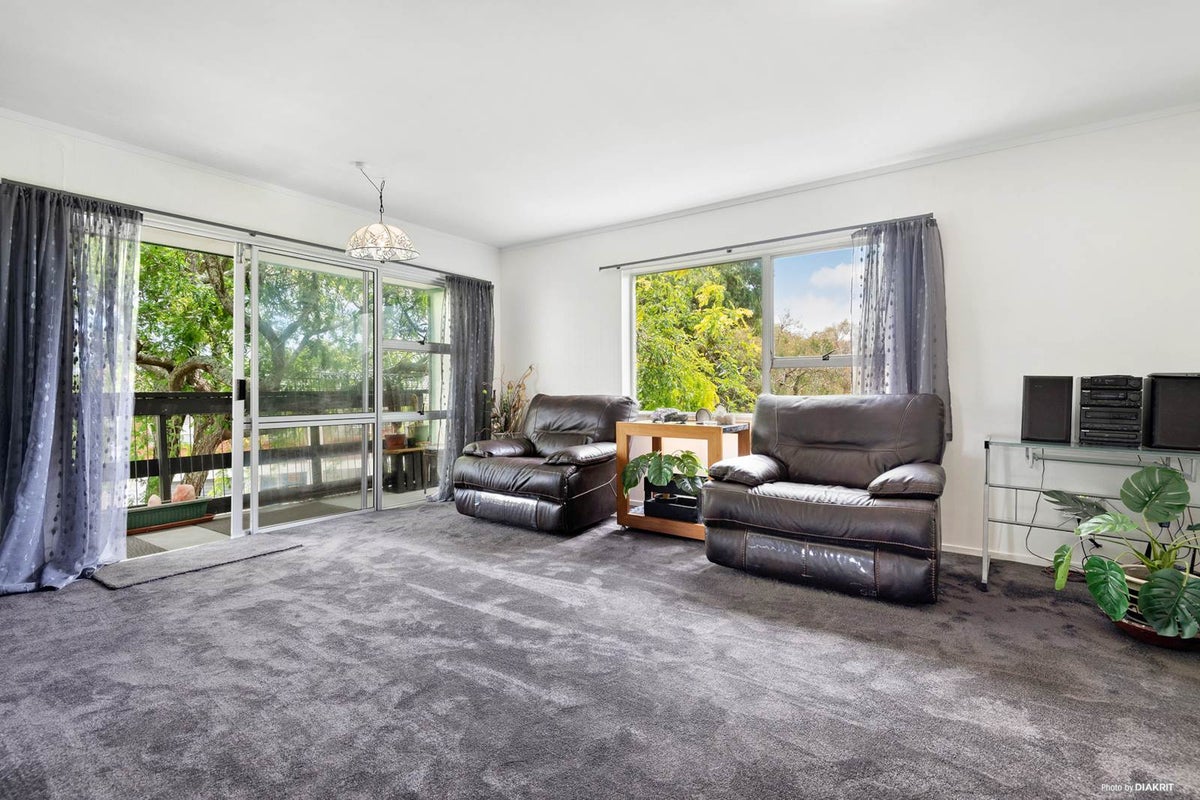 1/21 Copley Street, New Lynn, Auckland - Carousel 2