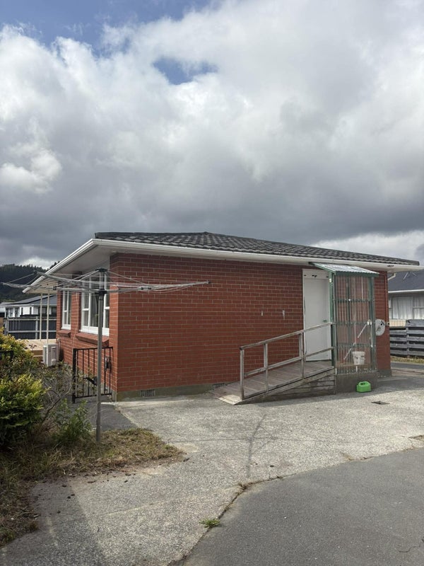 71 Te Ara o Papatahi, Wainuiomata, Lower Hutt - Carousel 36