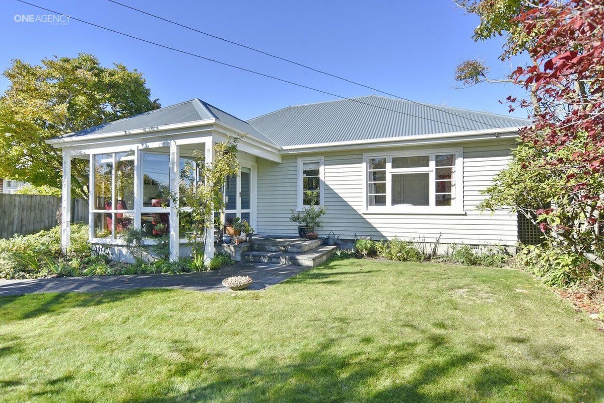 222 Knowles Street, St Albans, Christchurch - Carousel 1