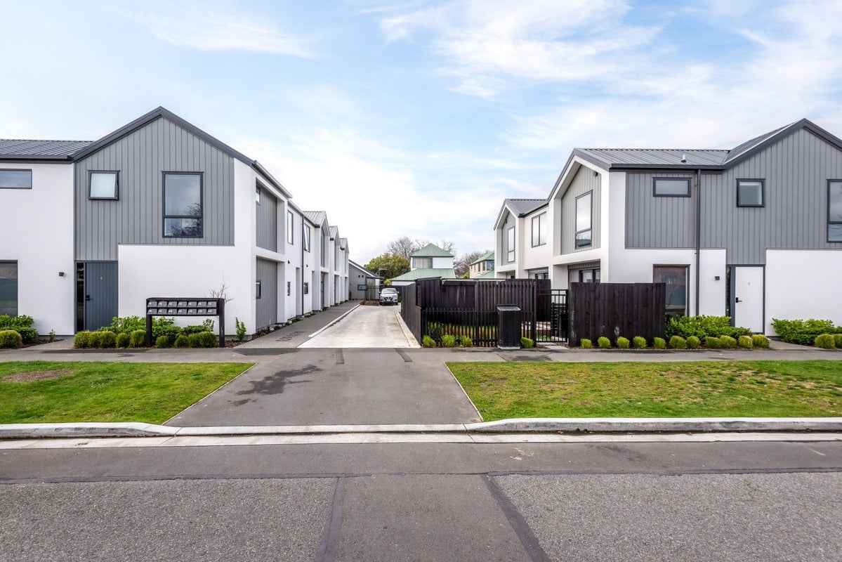13/10 Browning Street, Sydenham, Christchurch - Carousel 1
