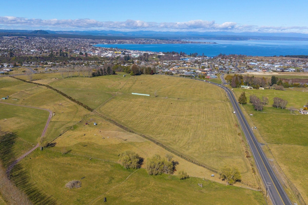 6 Poihipi Road, Nukuhau, Taupo, Waikato - Carousel 1