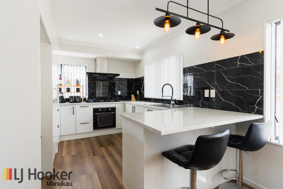 4 Senator Drive, Manurewa, Auckland - Carousel 1
