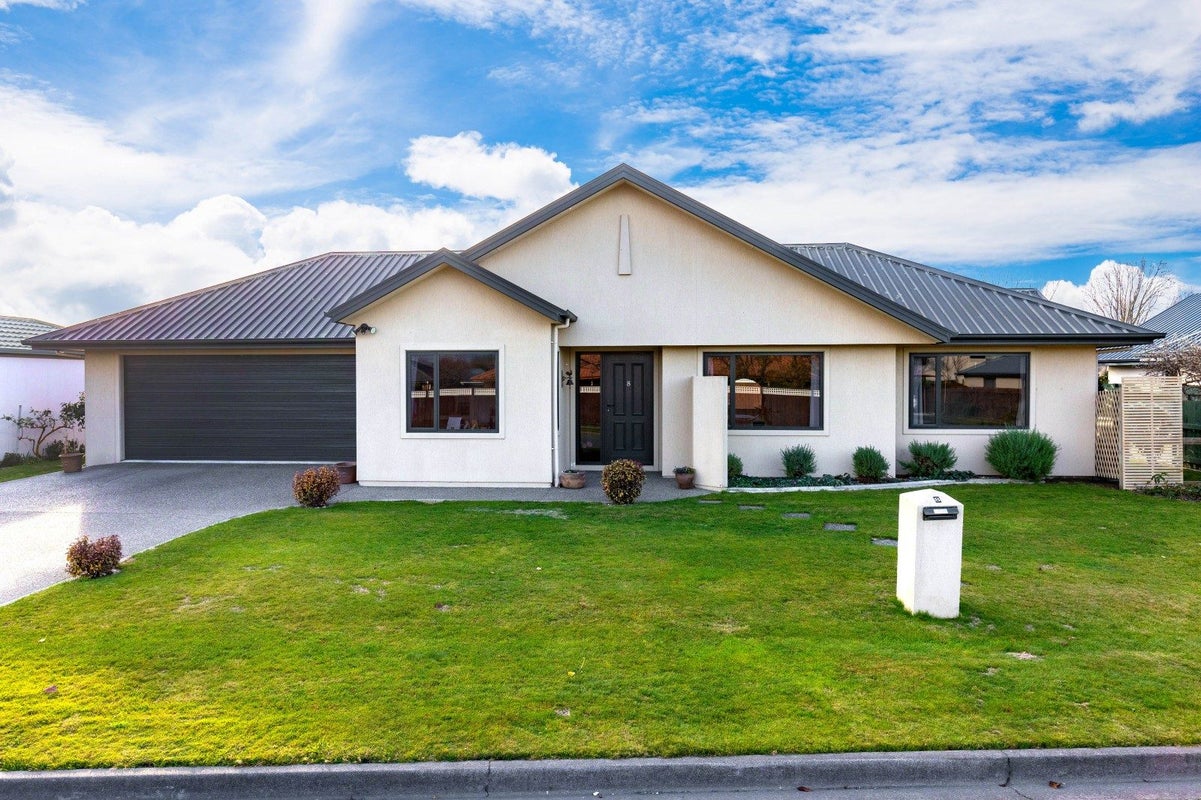 8 Farnham Drive, Springlands, Blenheim - Carousel 1