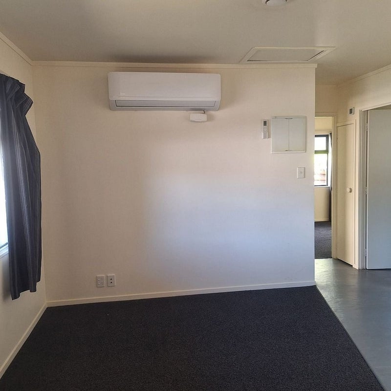 97 Manuka Road, Bayview, Auckland - Carousel 12