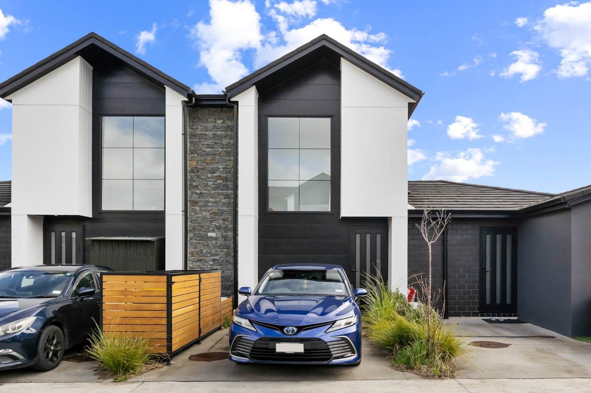 6 Kumerahou Street, Kumeu - Carousel 1