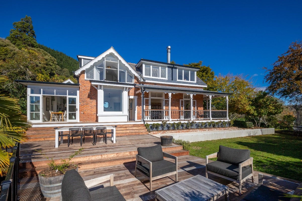 9 Endeavour Street, Nelson South, Nelson - Carousel 1