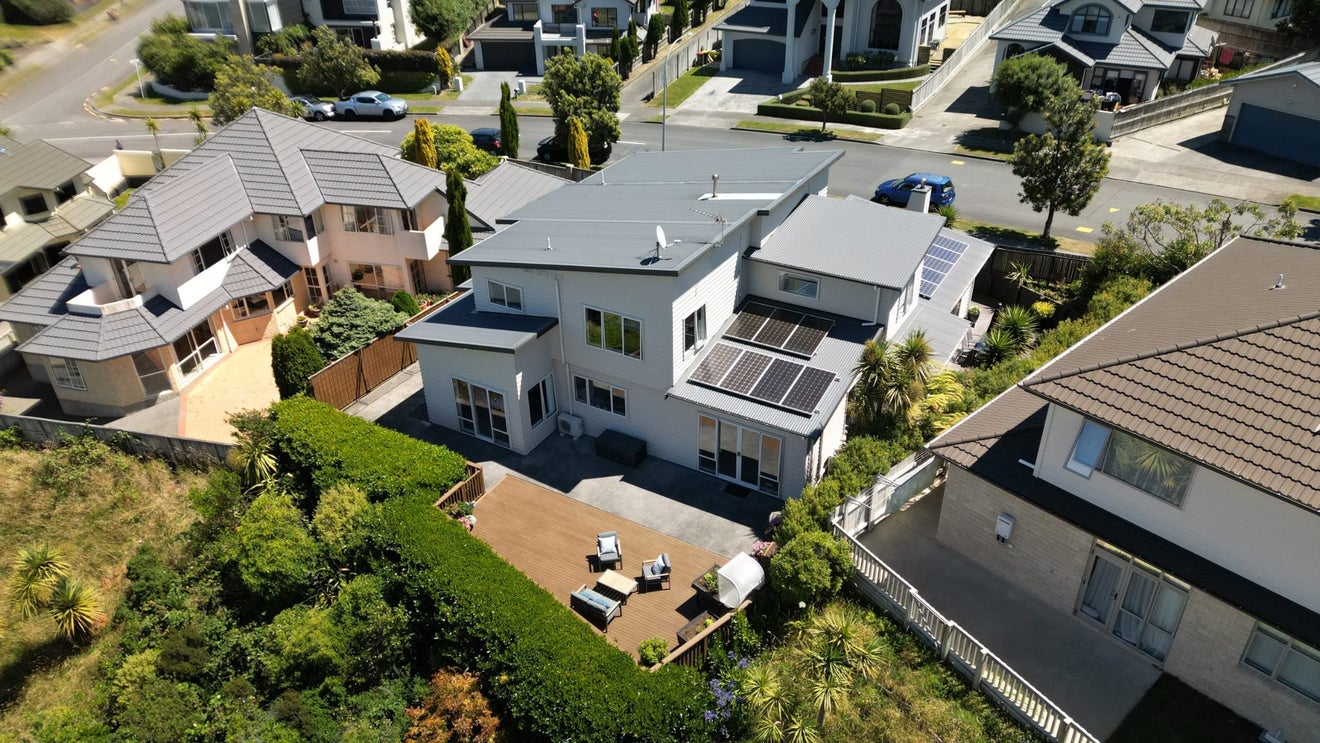 58 Amesbury Drive, Churton Park, Wellington - Carousel 1