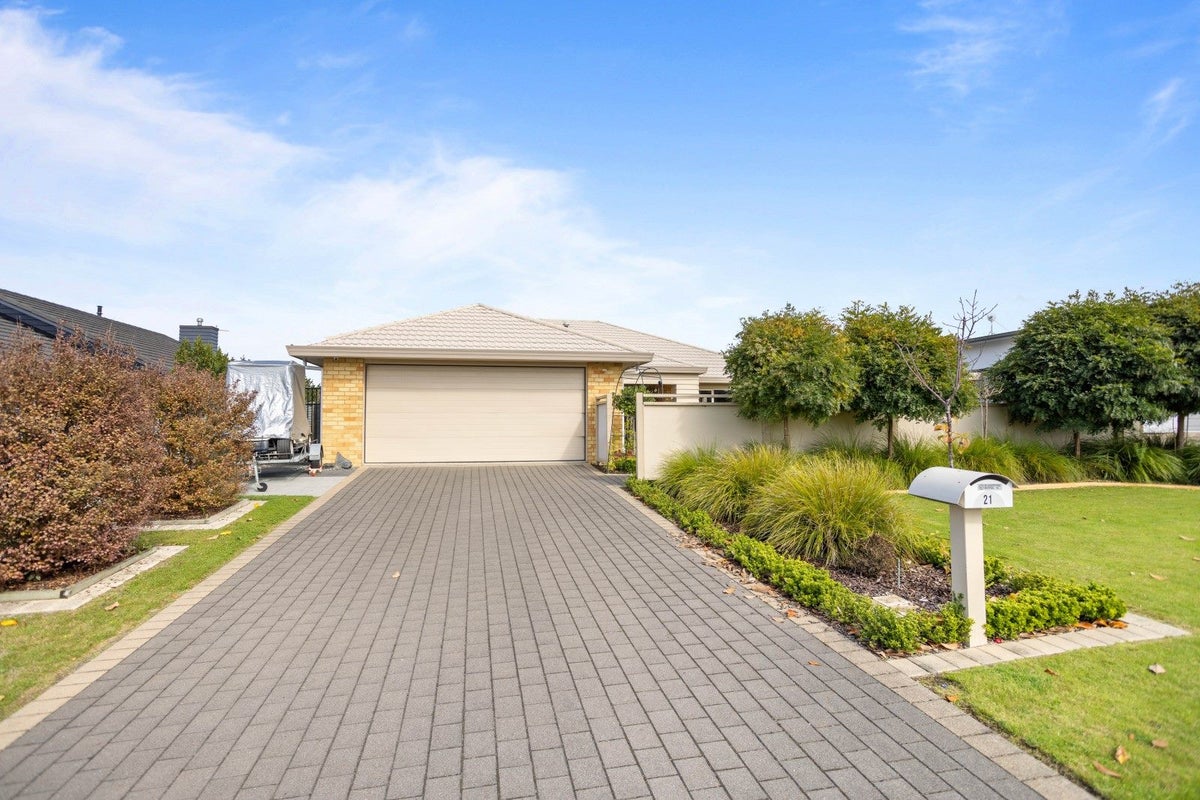 21 Jarden Mile, Nukuhau, Taupo - Carousel 2