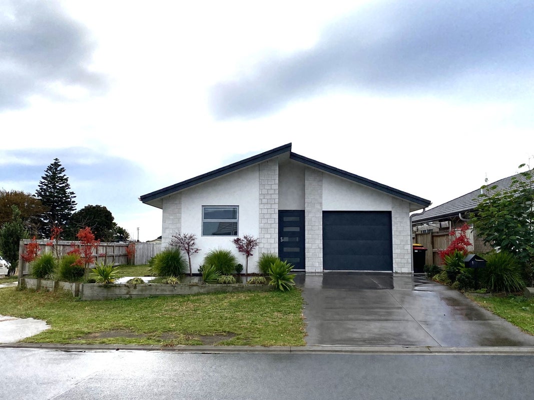 1 TE WHARO DRIVE - Carousel 2