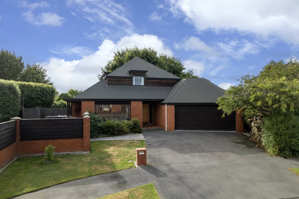 27 Thornwood Place, Redwood, Christchurch - Carousel 2