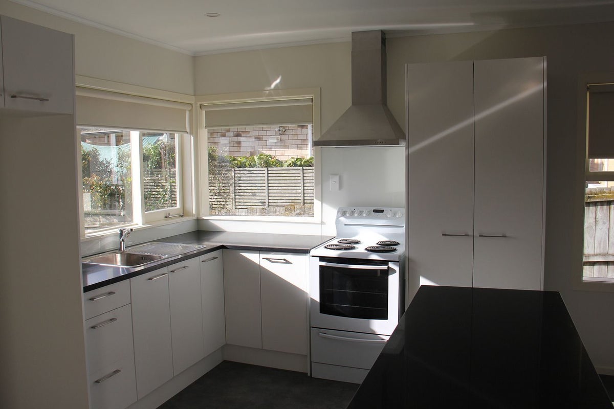 3 Budgen Street, Mount Roskill, Auckland - Carousel 2