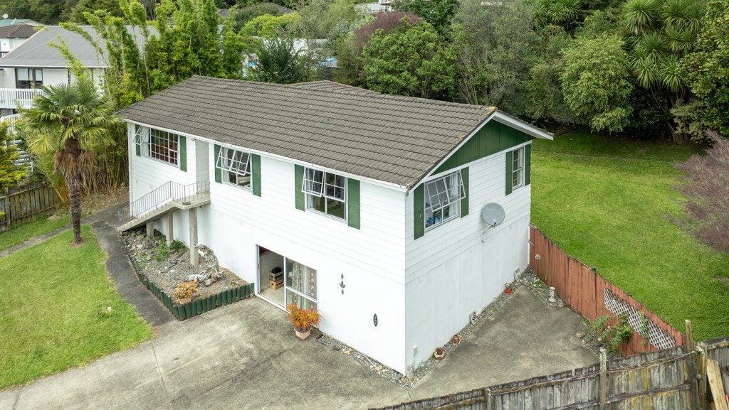 51 Virgo Place, Glen Eden, Auckland - Carousel 1