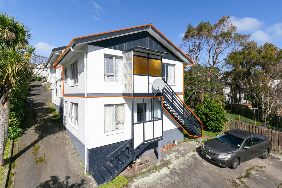 8/78 Waipapa Road, Hataitai, Wellington - Carousel 1
