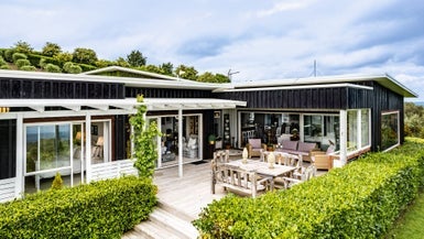 99 Sonja Drive, Papakura - Carousel 1