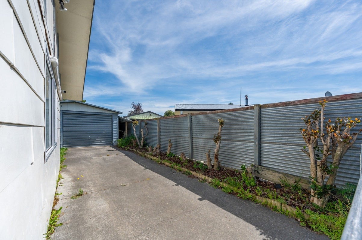 301 Flaxmere Avenue, Flaxmere, Hastings - Carousel 9