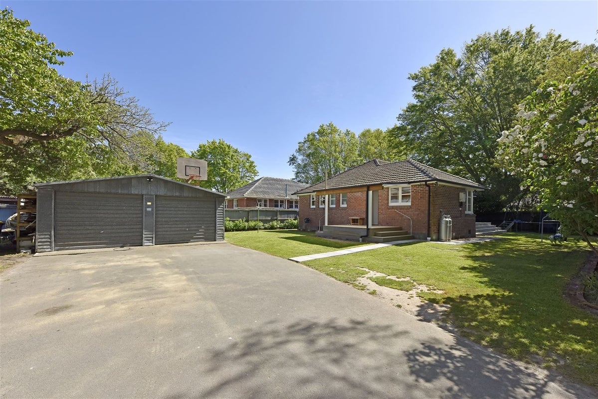 188 Aorangi Road, Bryndwr, Christchurch - Carousel 2