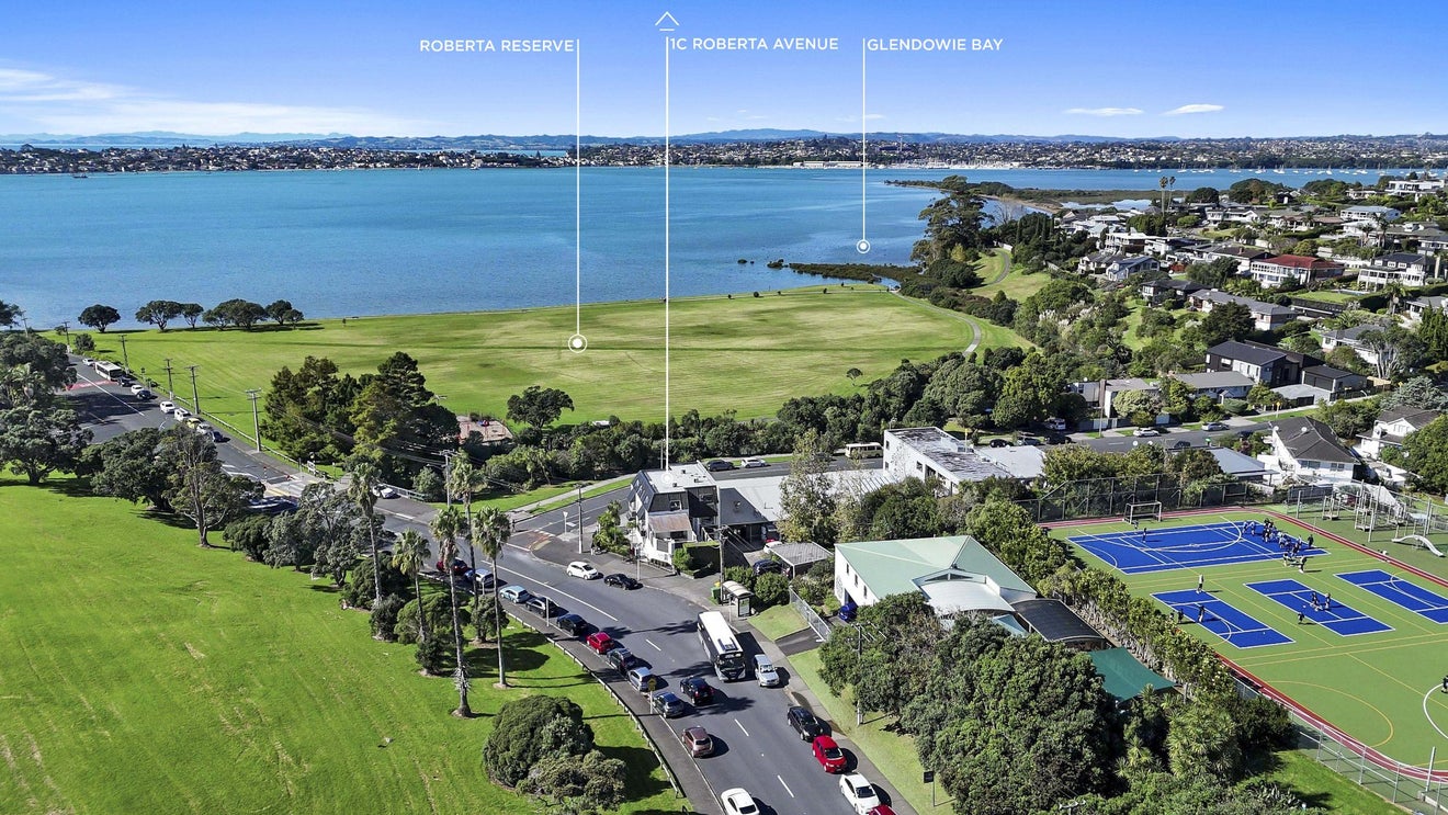 1C Roberta Avenue, Glendowie, Auckland - Carousel 1