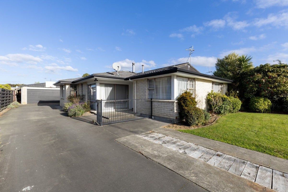 108 Benmore Avenue, Cloverlea, Palmerston North - Carousel 1