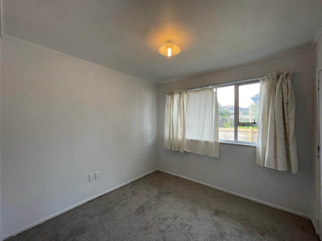 23 Fir Street, Waterview, Auckland - Carousel 10