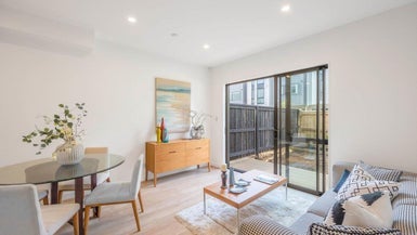 10/57 Kervil Avenue, Te Atatu Peninsula, Auckland - Carousel 1