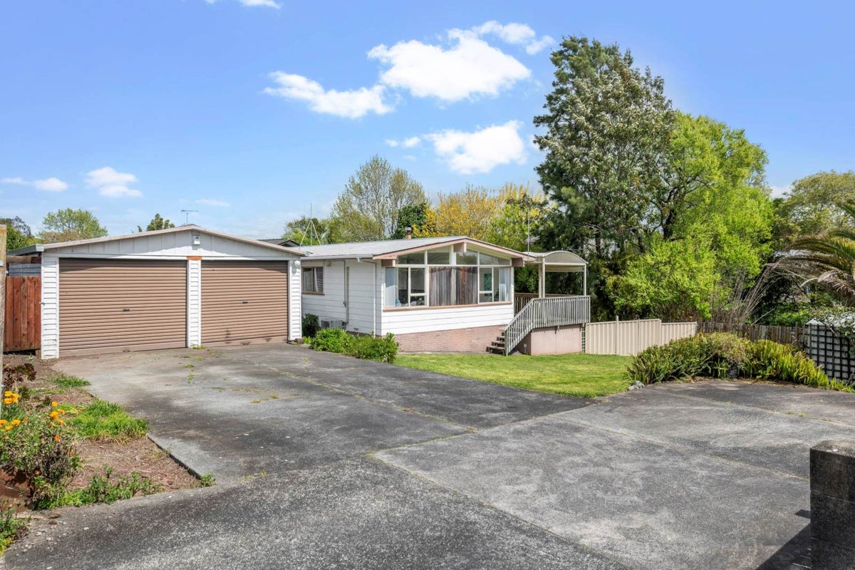 55 Archmillen Avenue, Pakuranga Heights, Auckland - Carousel 1