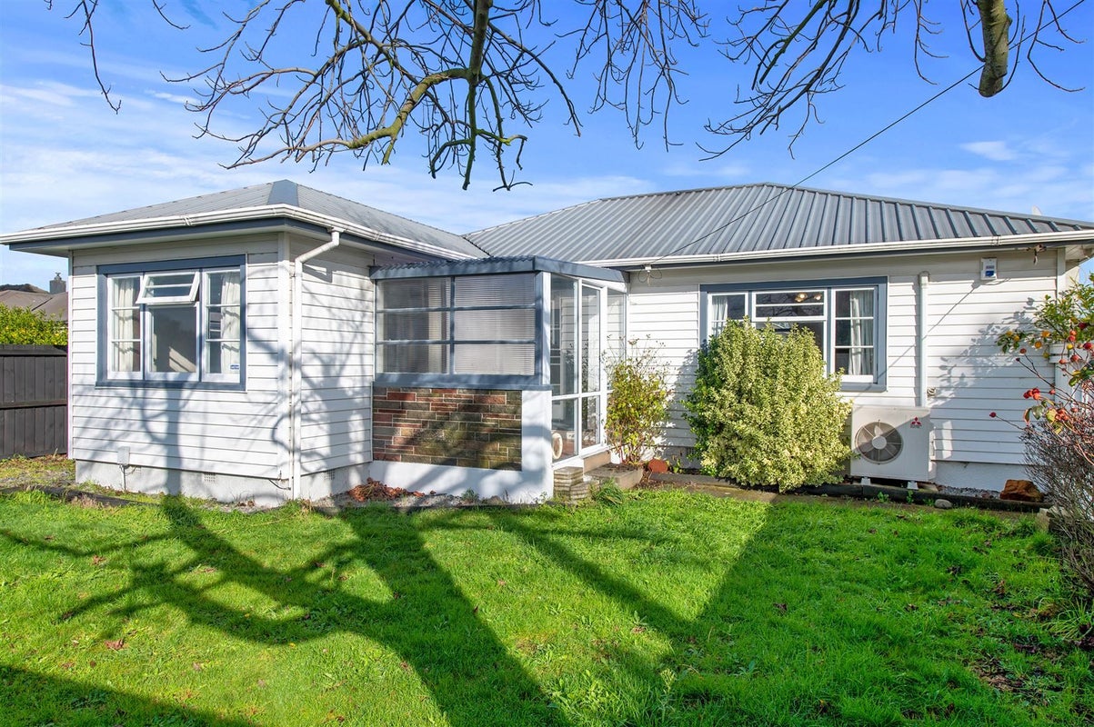 1/38 Neill Street, Hornby, Christchurch - Carousel 1