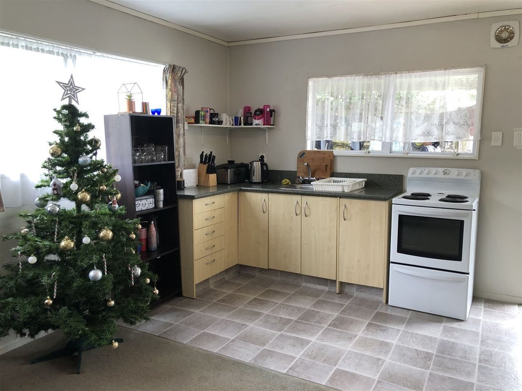 5 Henderson Street, Te Kuiti - Carousel 2