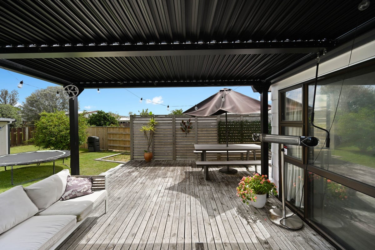 22 Lindsay Crescent, Nawton, Hamilton - Carousel 2